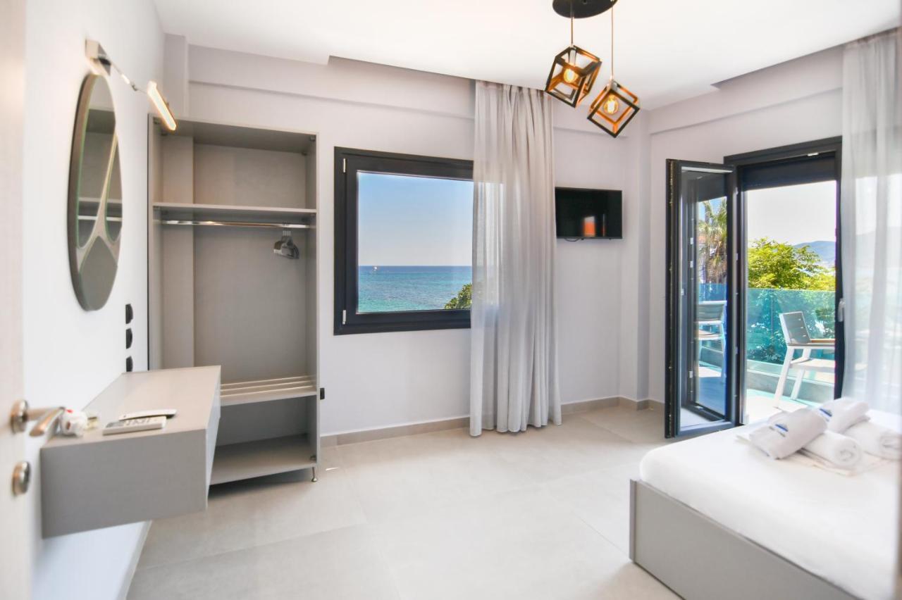 Athos Veranda Sarti Exterior photo